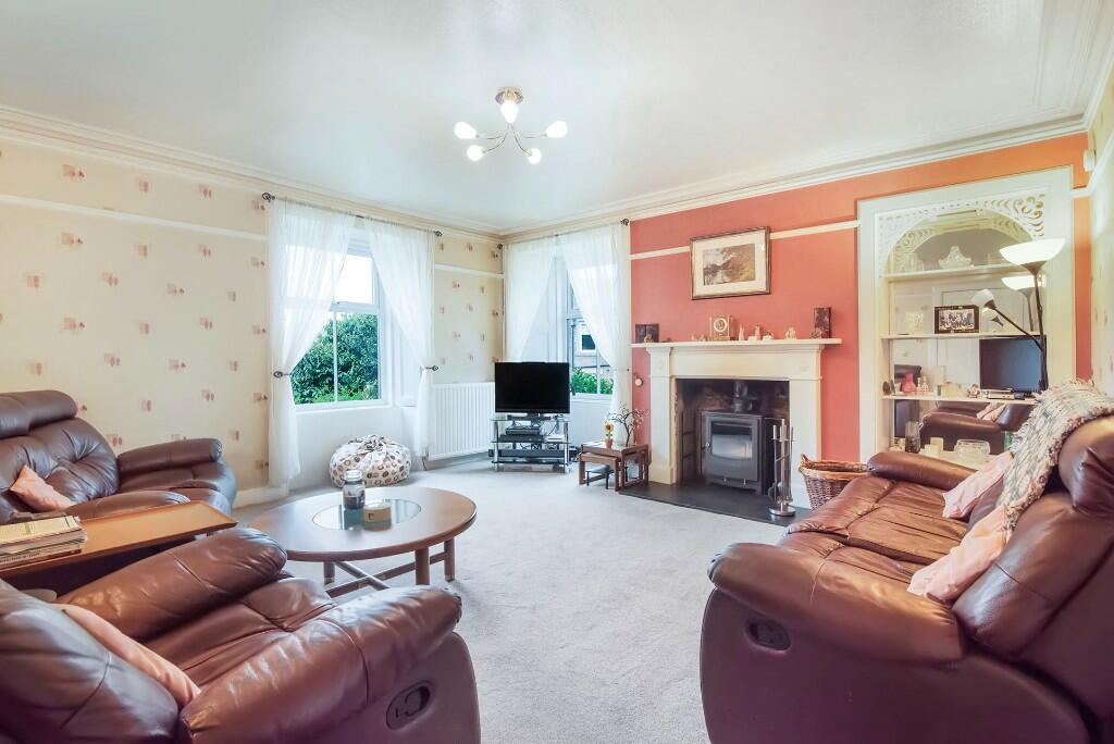 5 bedroom detached house for sale in Greenhead House, Burrell Street