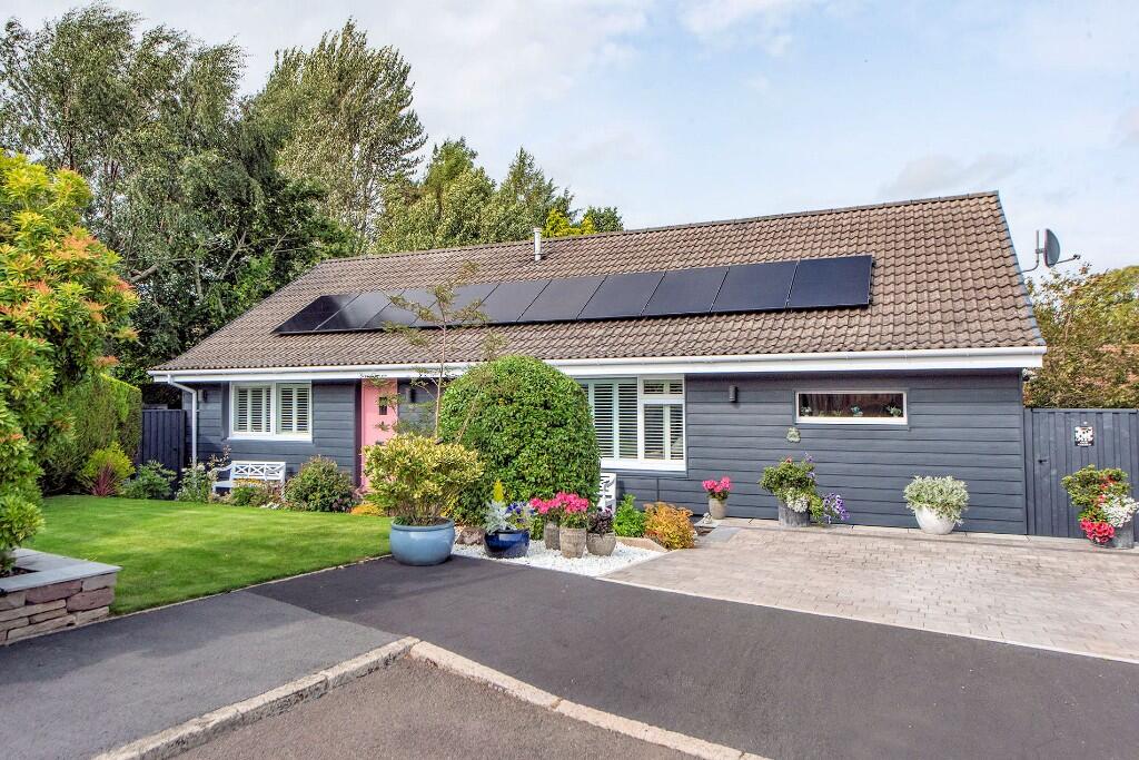 Main image of property: 15 St. Margarets Crescent, Auchterarder, PH3 1LT