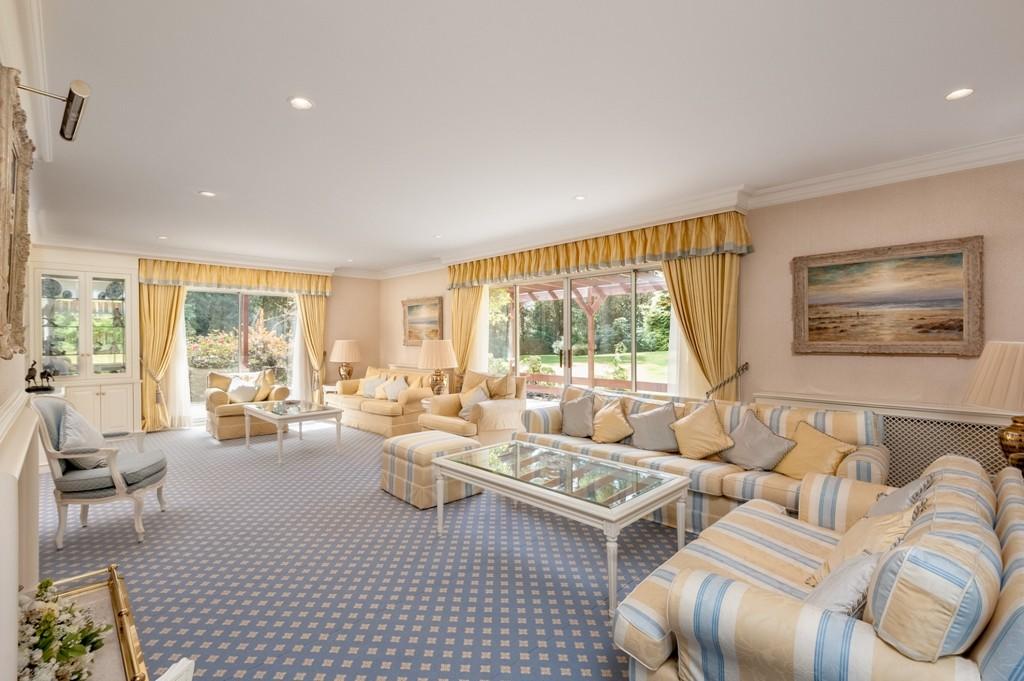 4 bedroom detached house for sale in Caledonian Crescent, Auchterarder