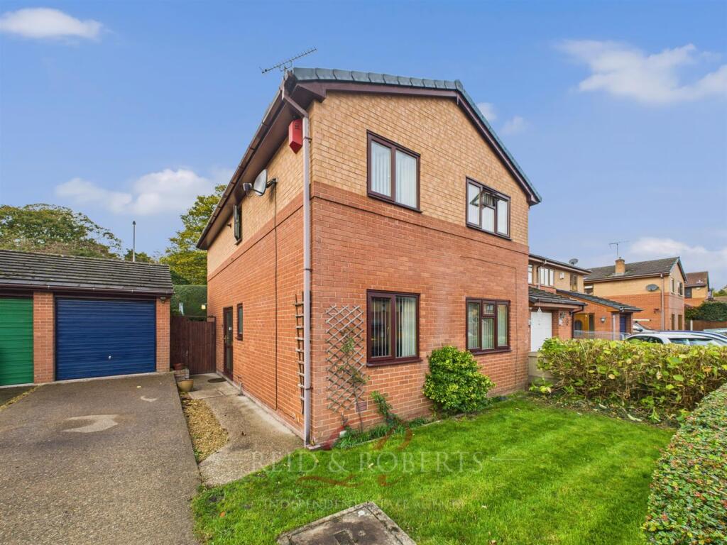 Main image of property: Vyrnwy Close, Summerhill, Wrexham