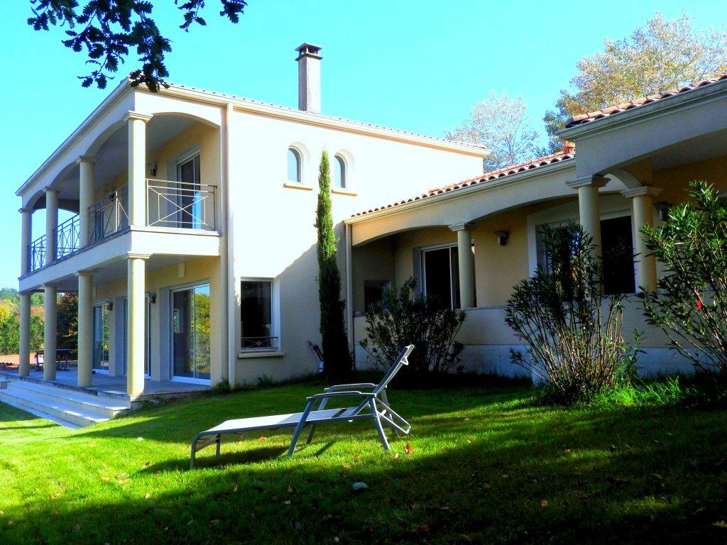 5 bedroom villa for sale in Bordeaux, 33360, France