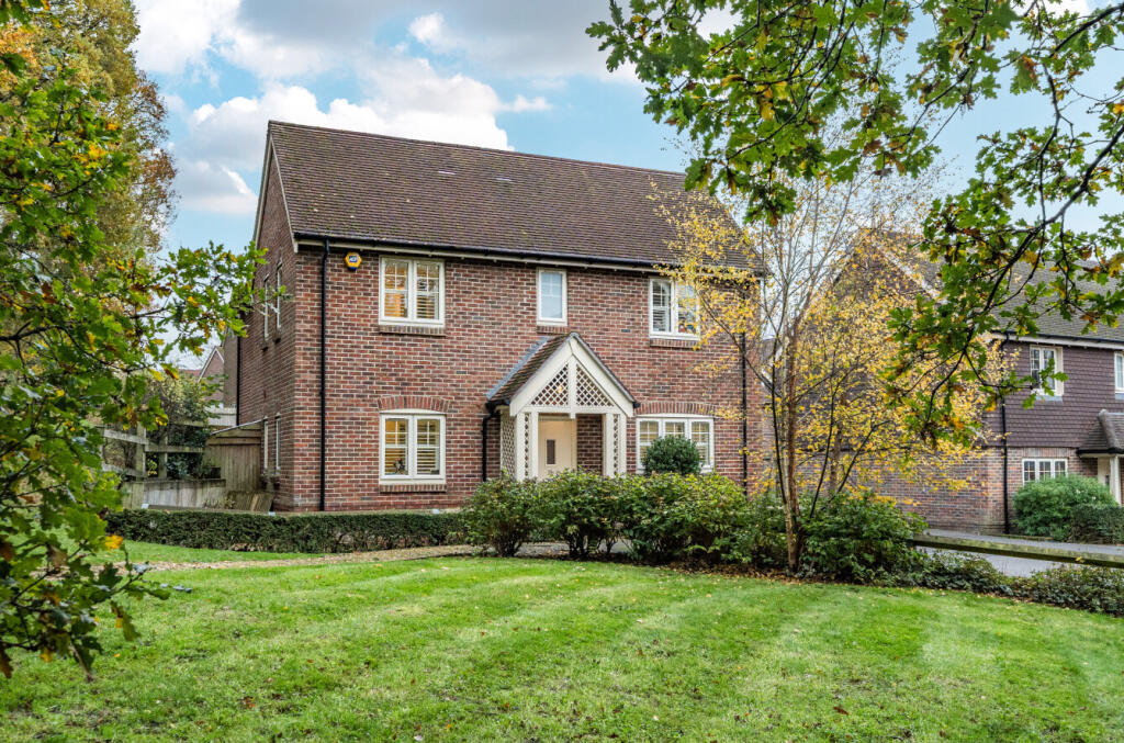 Main image of property: Hazelwood Grove, Eastleigh, Hampshire