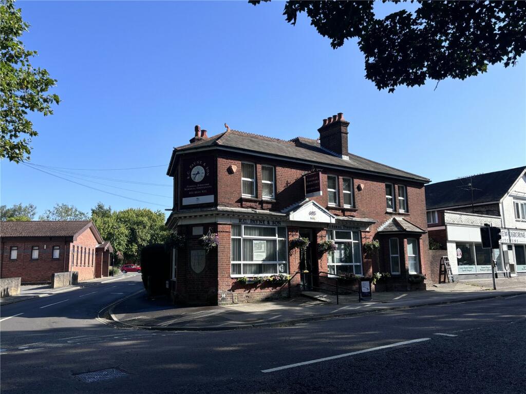 Main image of property: Bitterne Road East, Southampton, Hampshire, SO18