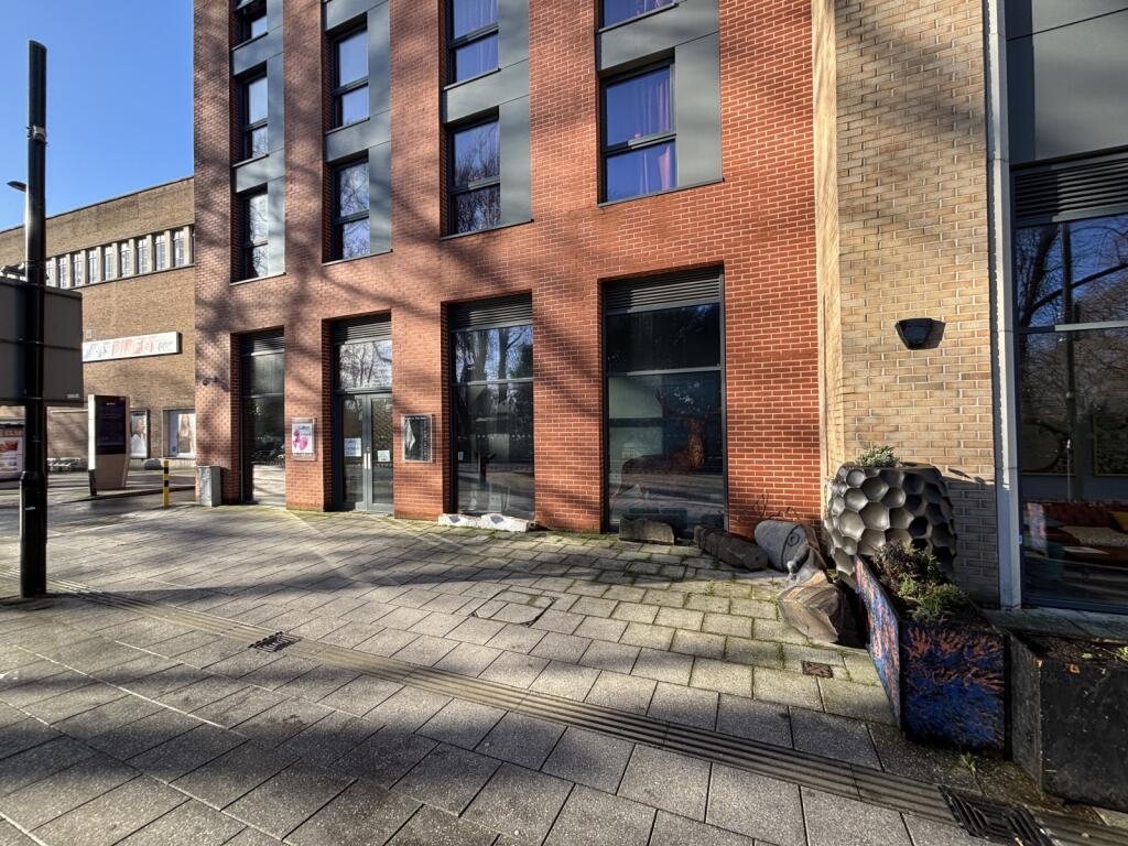 Main image of property: Vincents Walk, Southampton, Hampshire, SO14