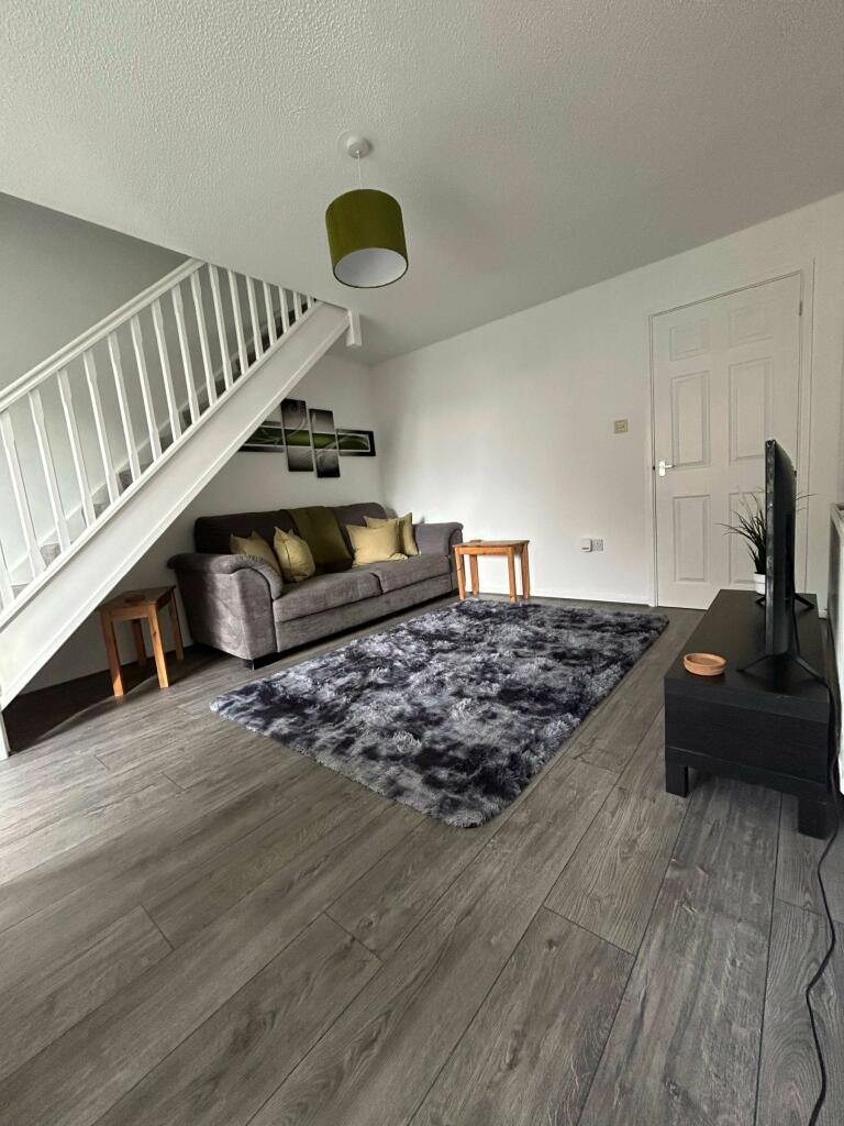 Additional property image - Broad Croft, Bradley Stoke, Bristol