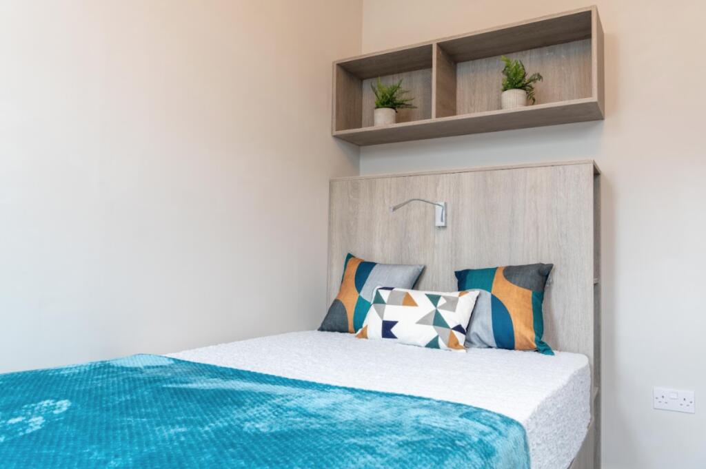 Additional property image - Gloucester Court, - Gloucester Road, Bishopston, Bristol