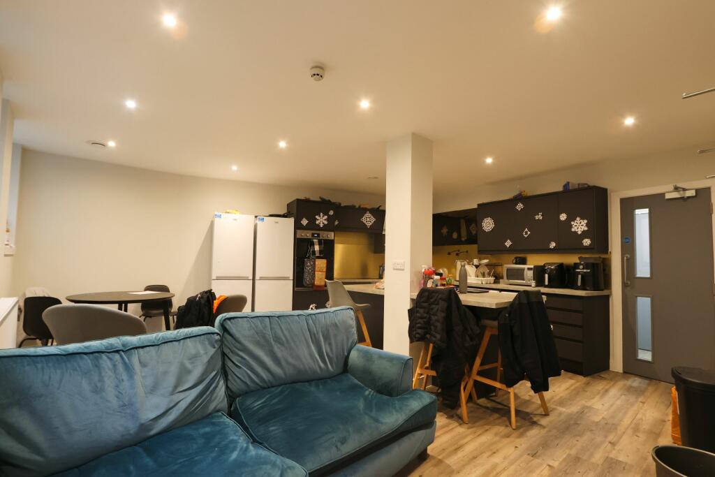 Additional property image - Union Street, Bristol