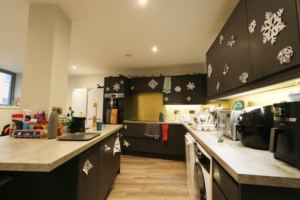 Additional property image - Union Street, Bristol