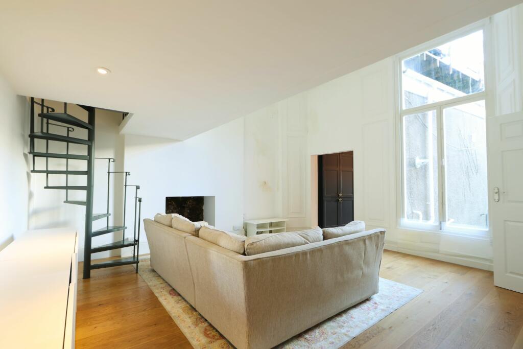 Additional property image - Royal York Crescent, Bristol