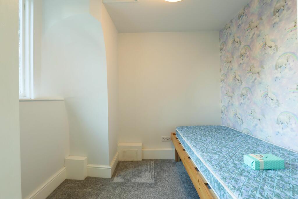 Additional property image - Royal York Crescent, Bristol