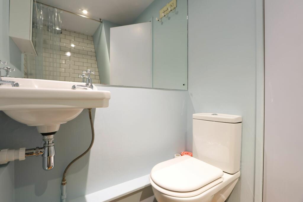 Additional property image - Royal York Crescent, Bristol