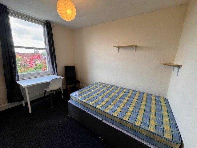 Additional property image - Balmoral Road, Bristol