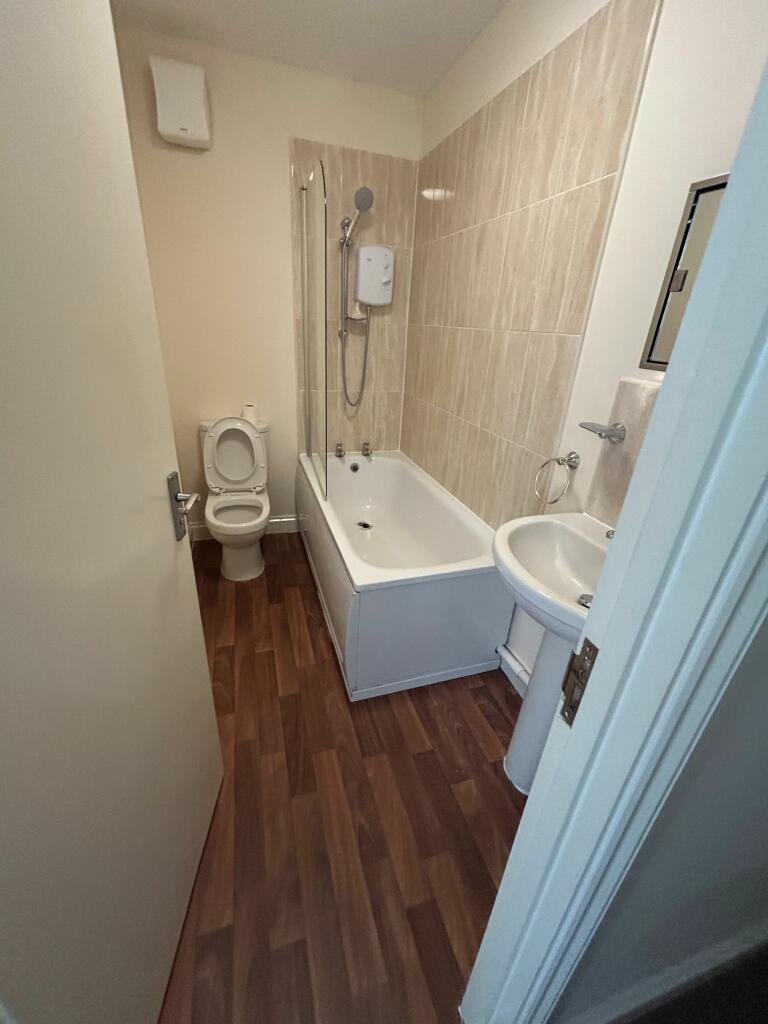 Additional property image - Horfield Road, Bristol