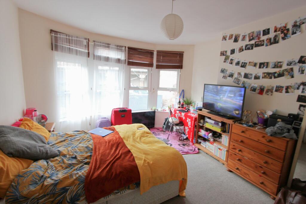 Additional property image - Horfield Road, Bristol