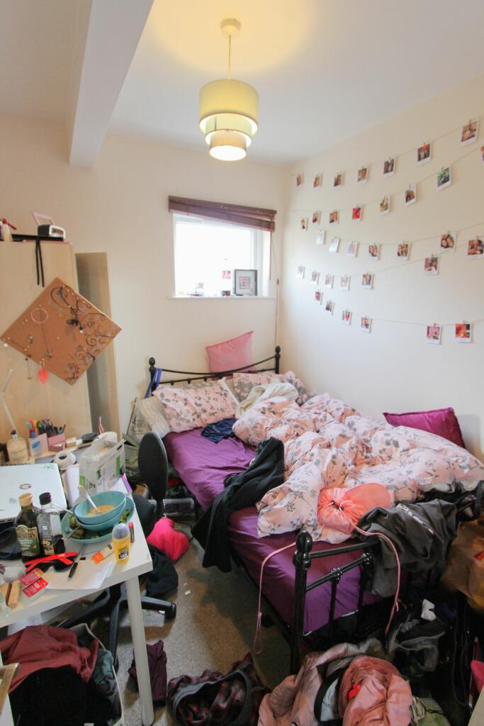 Additional property image - Horfield Road, Bristol