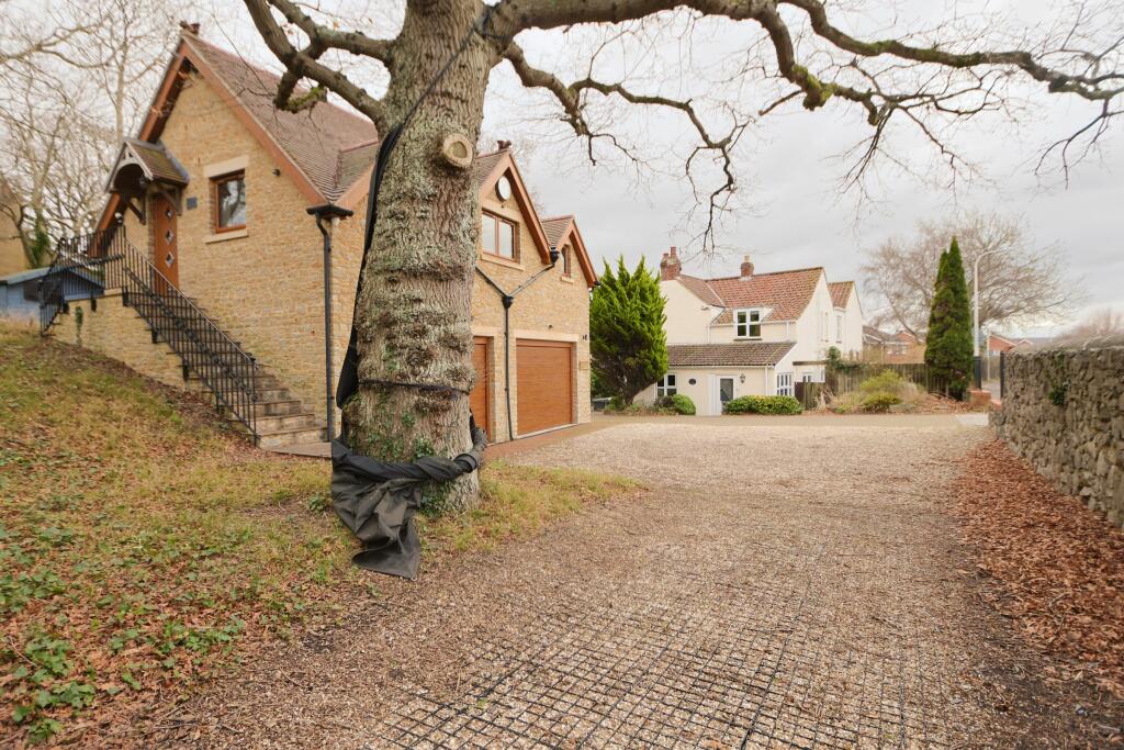 Additional property image - Coach House, Trendlewood Way, Nailsea, Bristol