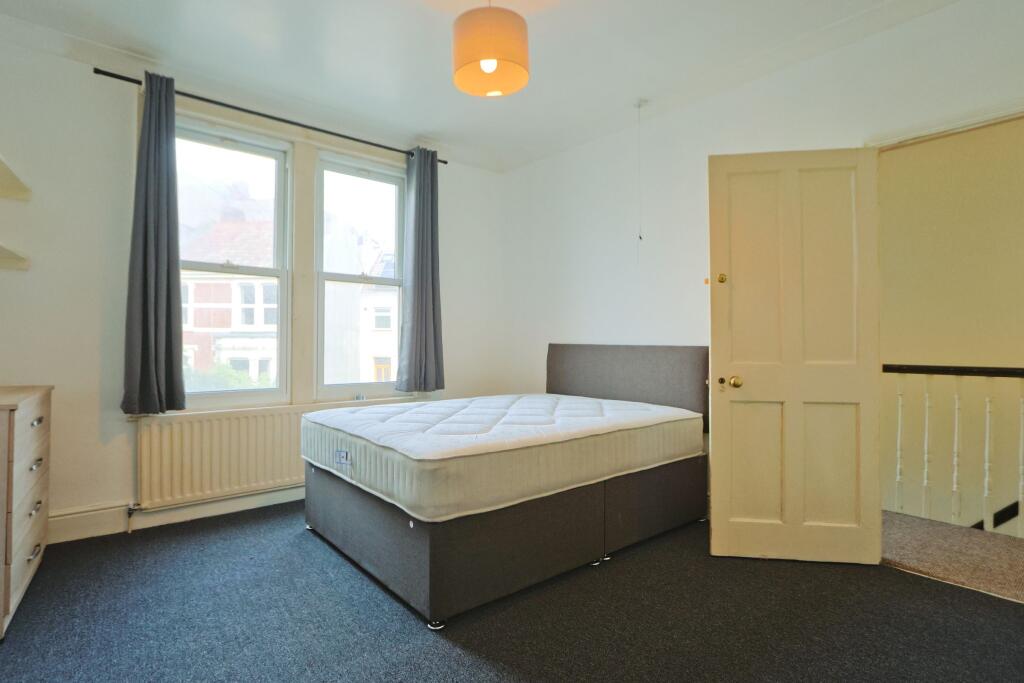 Additional property image - Cotswold Road, Bristol