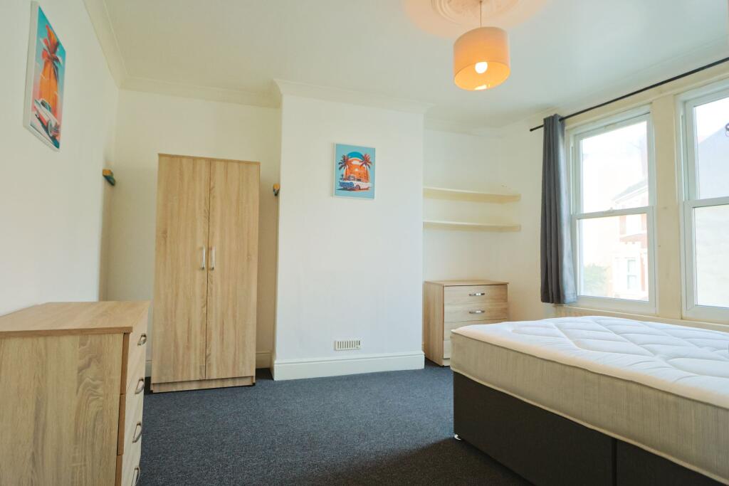 Additional property image - Cotswold Road, Bristol