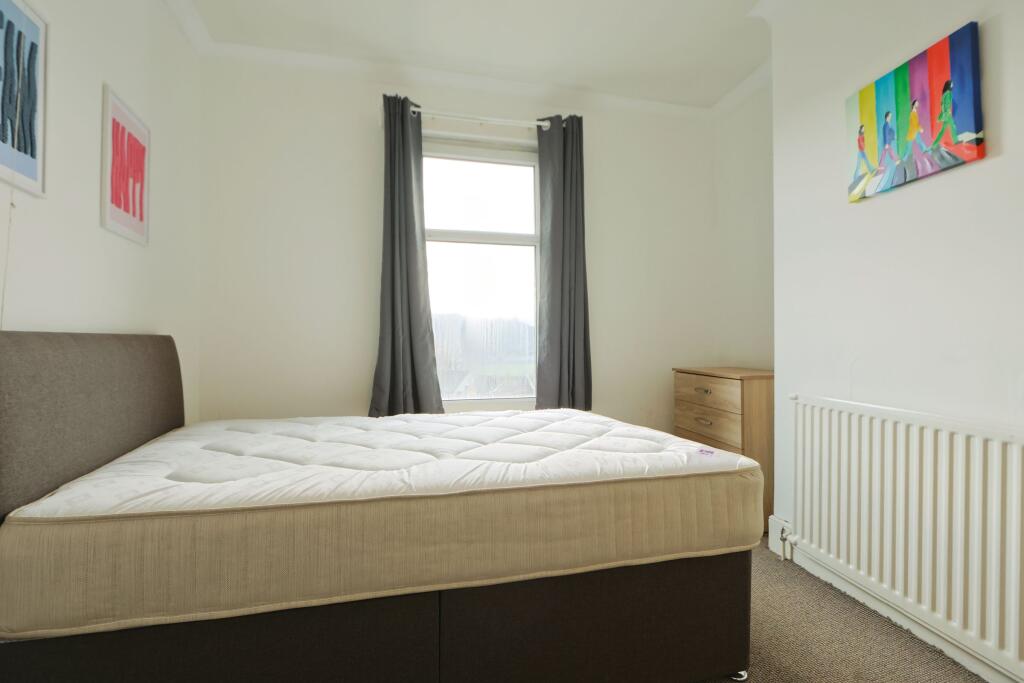 Additional property image - Cotswold Road, Bristol
