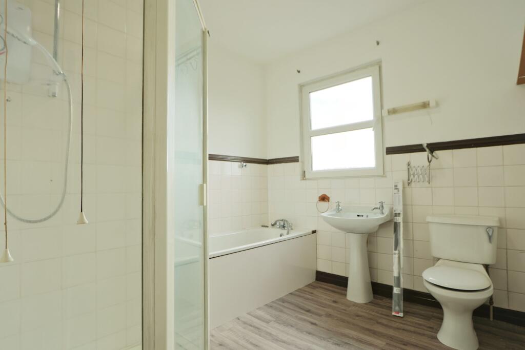 Additional property image - Cotswold Road, Bristol
