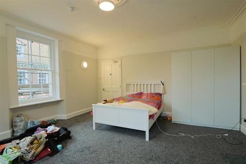 Additional property image - Room, Queen Square