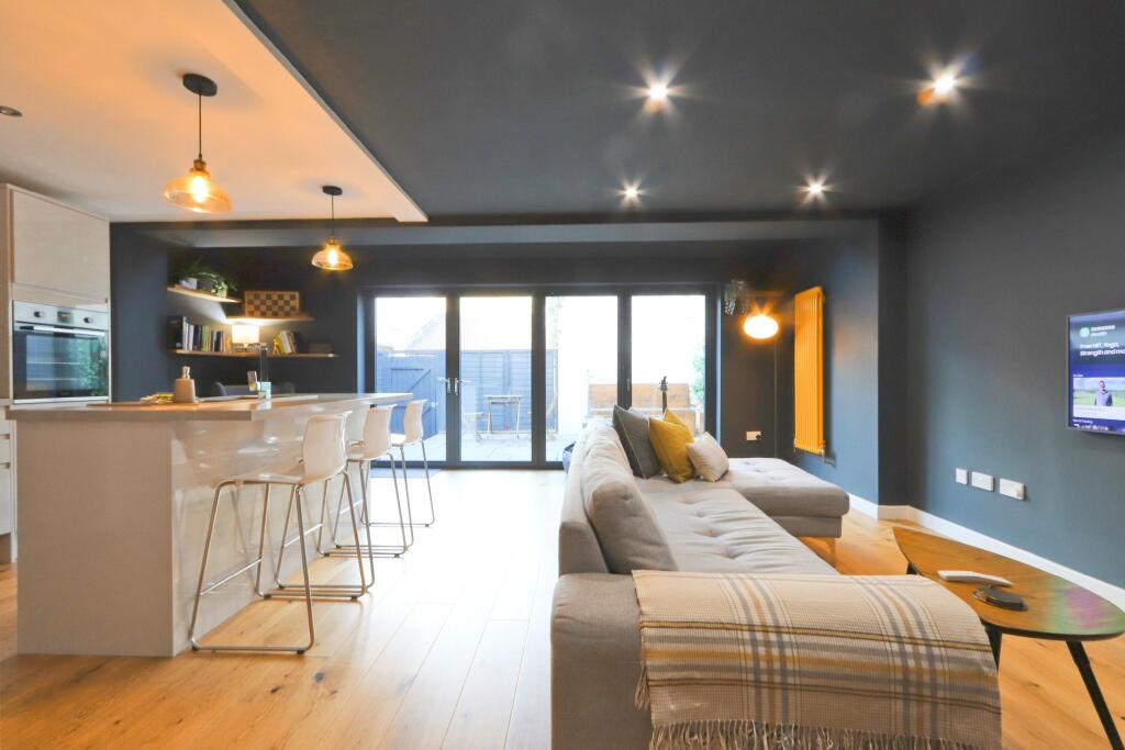 Main image of property: Charles Place, Bristol
