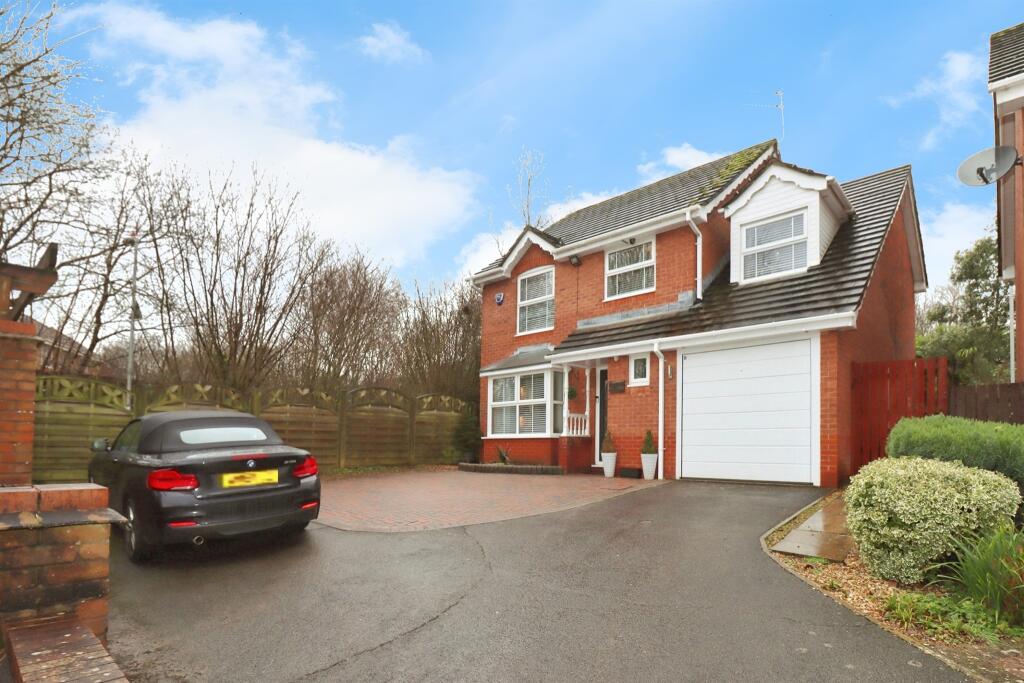 5 bedroom detached house for sale in Lacock Drive, Barrs Court, Bristol, BS30