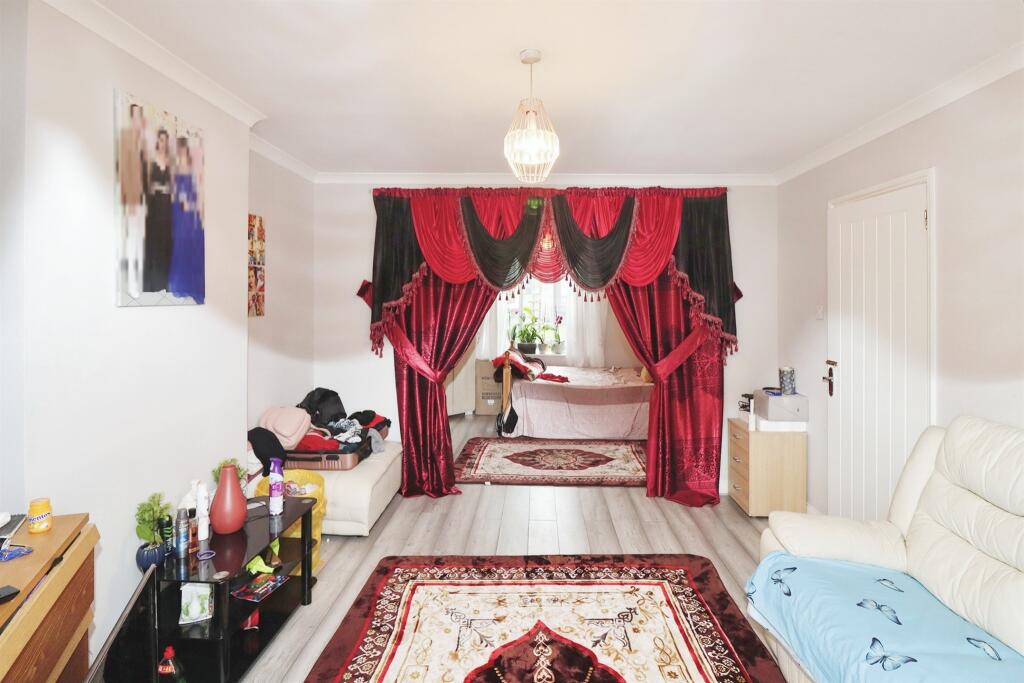 Additional property image - Stanley Road, Warmley, Bristol
