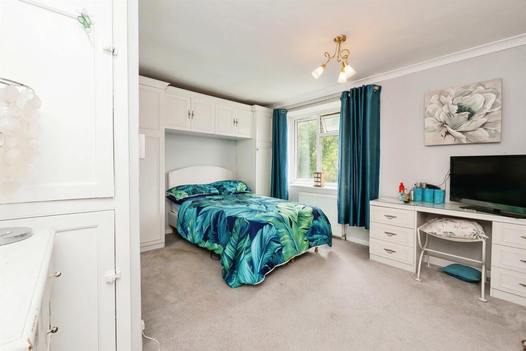 Additional property image - Queens Road, Warmley, Bristol