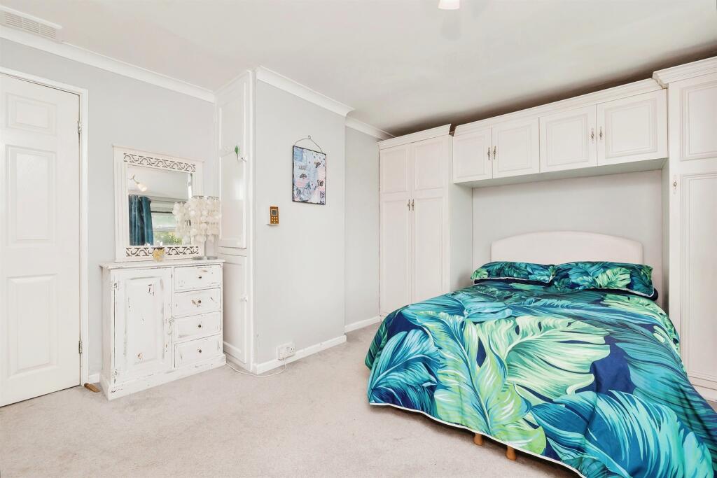 Additional property image - Queens Road, Warmley, Bristol