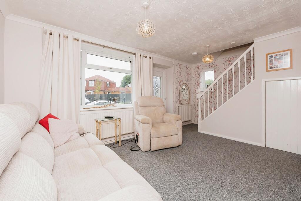 Additional property image - Queens Road, Warmley, Bristol