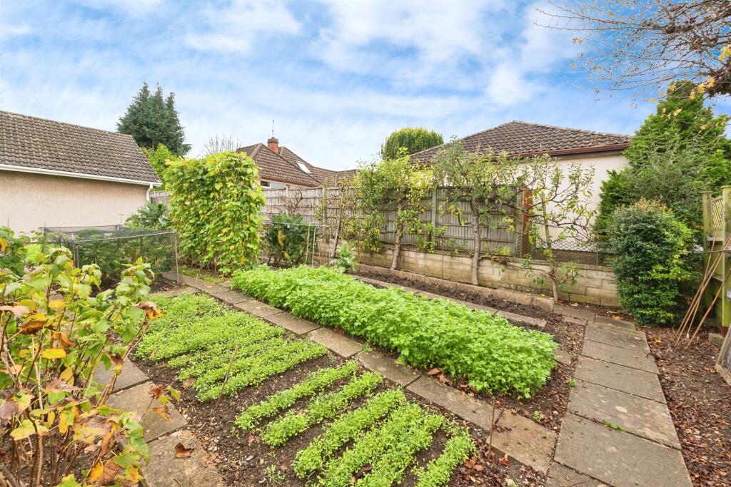 Additional property image - Kilnhurst Close, Longwell Green, Bristol