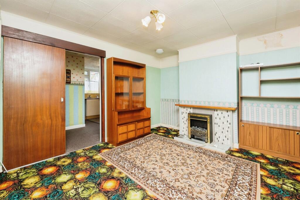 Additional property image - West Street, Oldland Common, Bristol