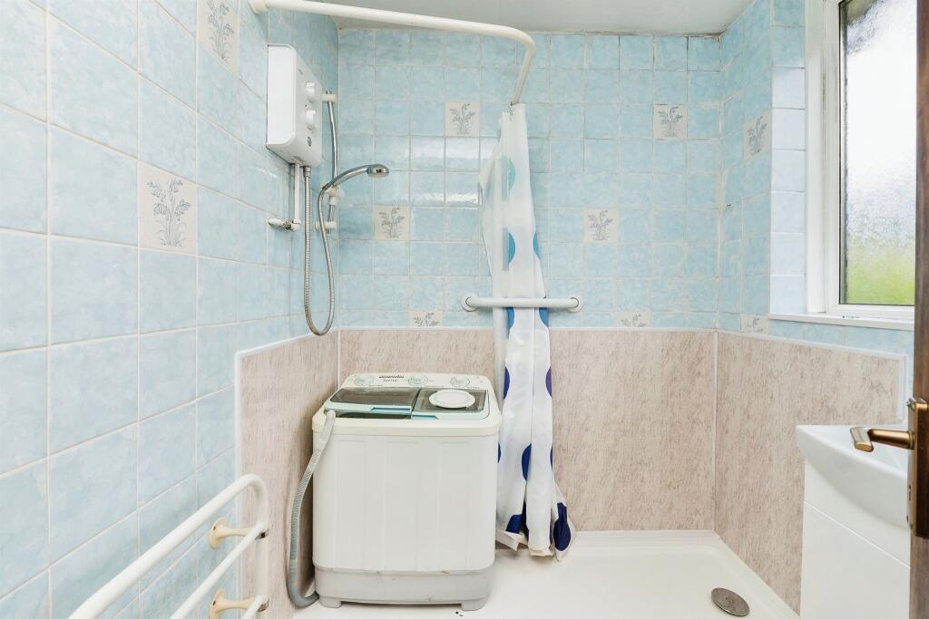 Additional property image - West Street, Oldland Common, Bristol
