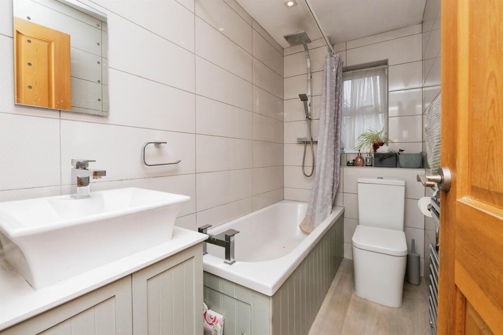 Additional property image - Long Beach Road, Longwell Green, Bristol