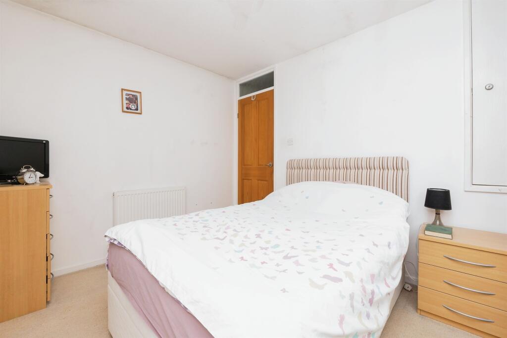 Additional property image - Long Beach Road, Longwell Green, Bristol