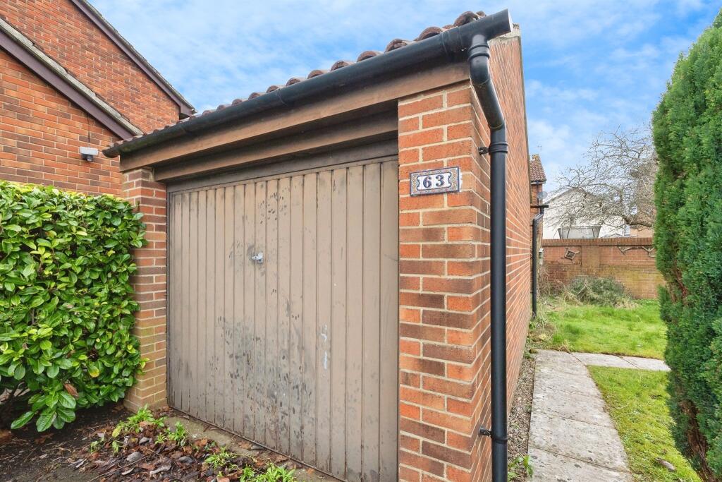 Additional property image - Long Beach Road, Longwell Green, Bristol