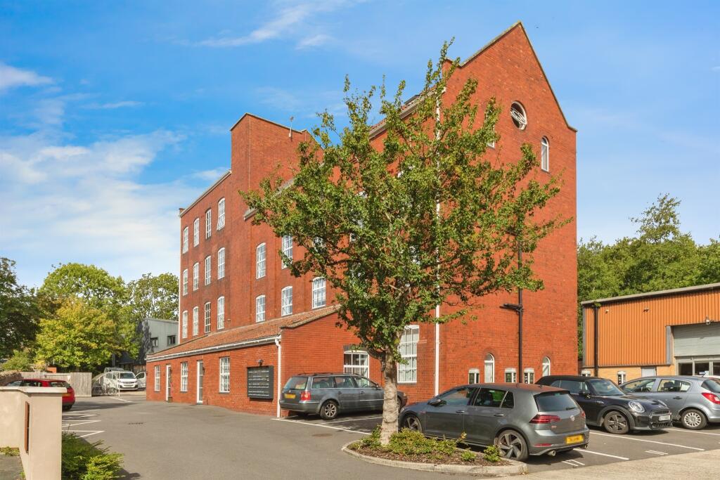 Main image of property: Chapel Lane, Warmley, BRISTOL