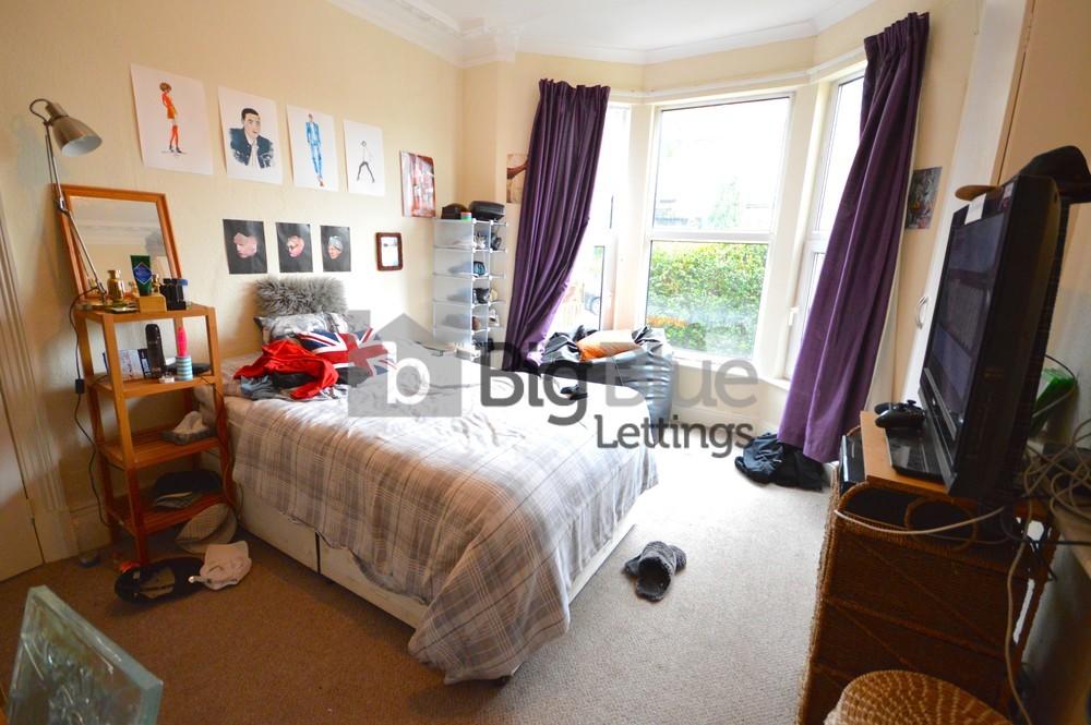 Main image of property: Delph Mount, Leeds, West Yorkshire, LS6