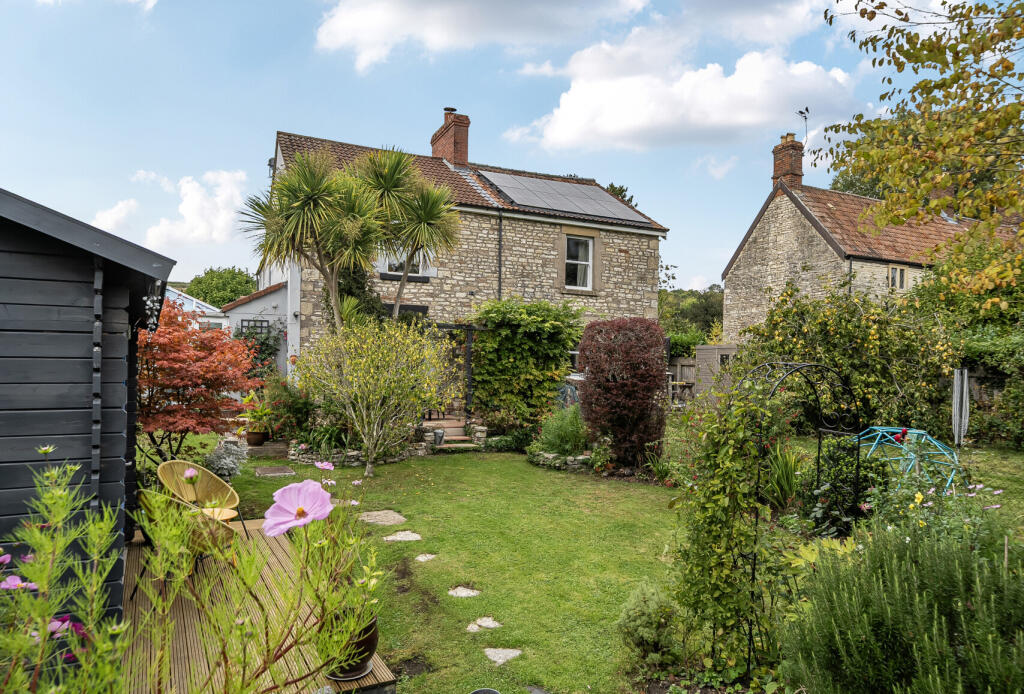 Main image of property: Millards Hill, Midsomer Norton, Radstock, Somerset, BA3