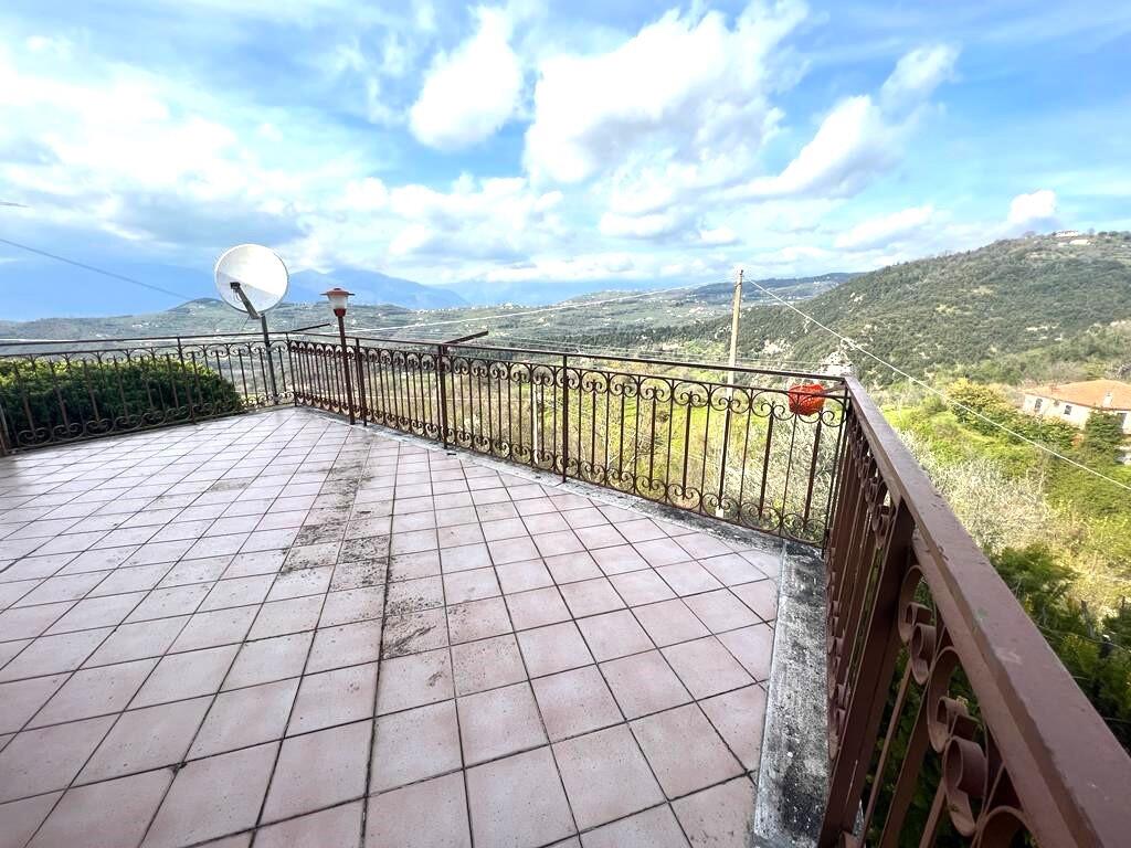 2 bedroom house for sale in Arpino, Frosinone, Lazio, Italy