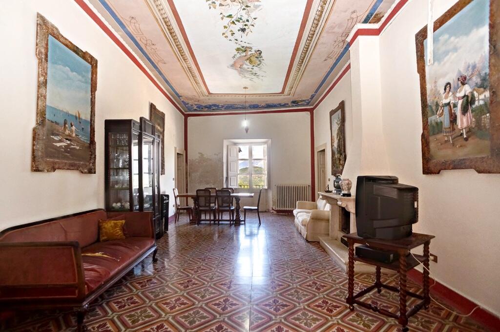 4 bed Character Property for sale in Sora, Frosinone, Lazio