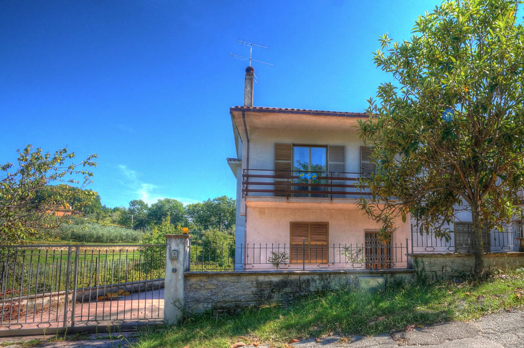 6 bedroom house for sale in Arpino, Frosinone, Lazio, Italy