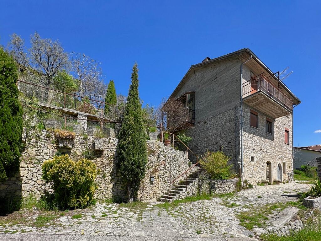 Stone House in Alvito, Frosinone, Lazio for sale