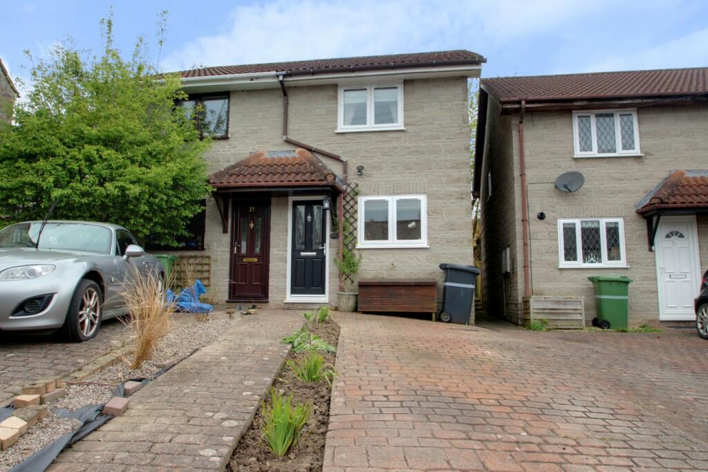 2 bedroom semidetached house for sale in Victoria Grove, Shepton