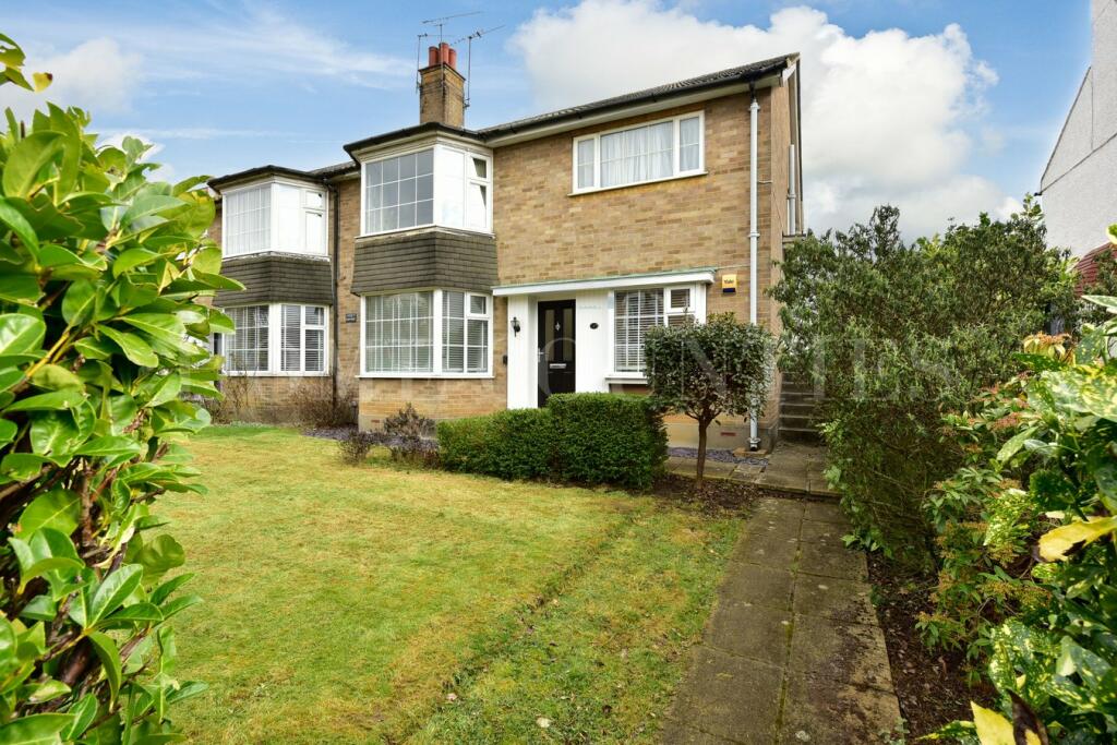 Main image of property: Clifford Road, Barnet, EN5