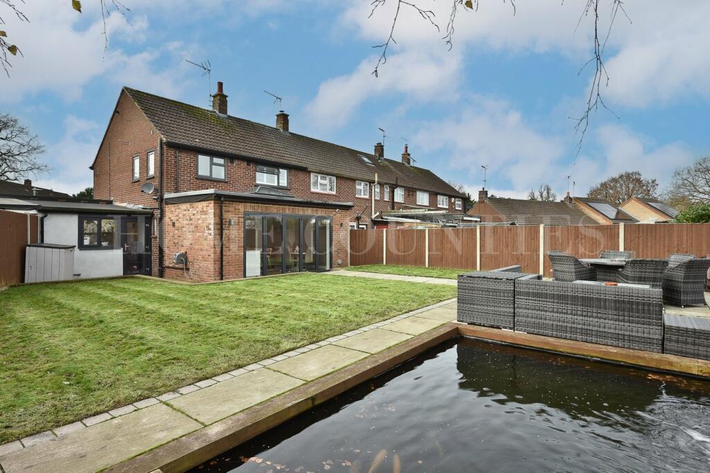 Additional property image - Fellowes Lane, Colney Heath, St Albans, AL4