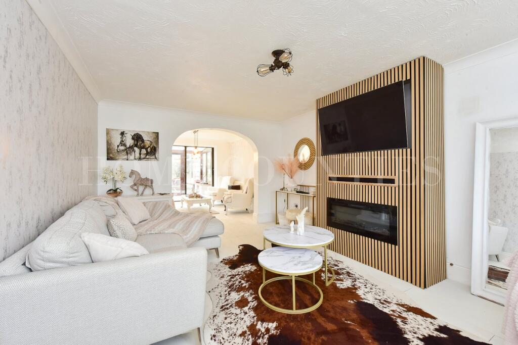 Additional property image - Oakington, Welwyn Garden City, AL7