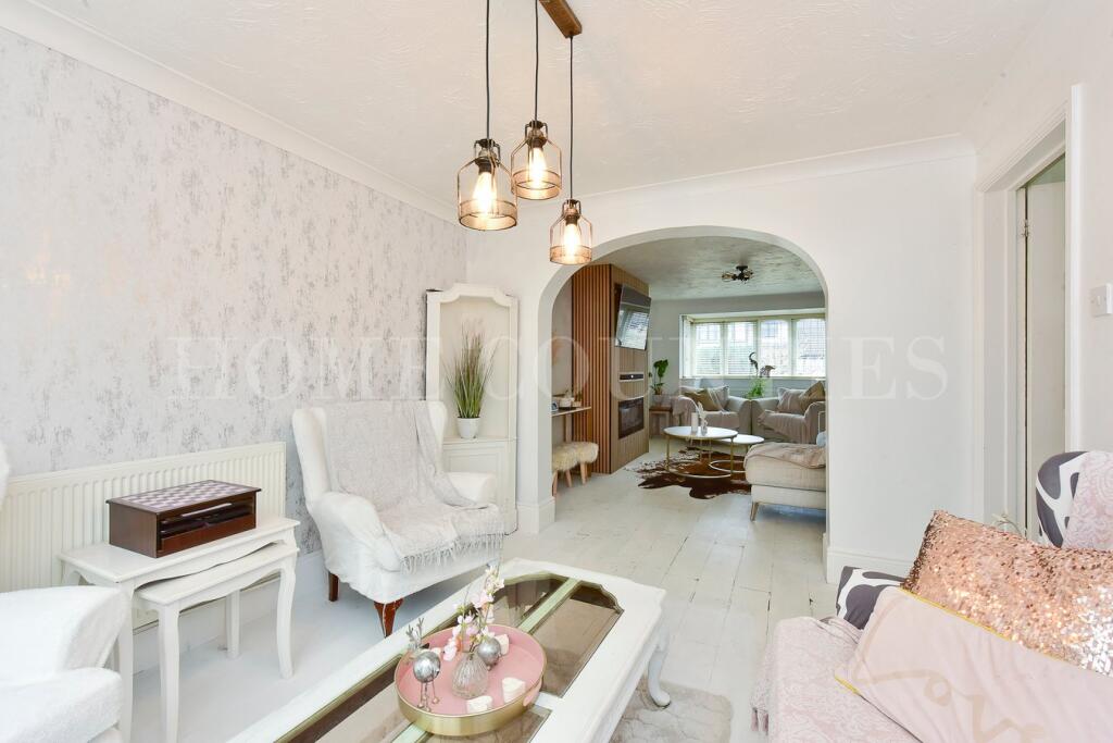 Additional property image - Oakington, Welwyn Garden City, AL7