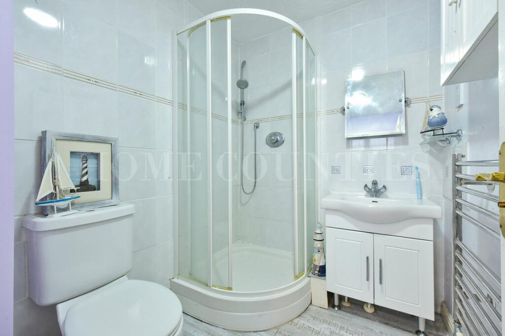 Additional property image - Oakington, Welwyn Garden City, AL7
